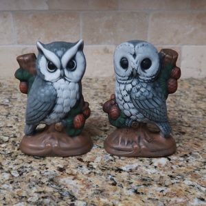 Pair Of Owl Figurine